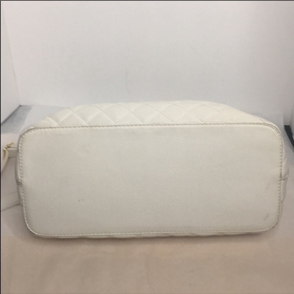 Betsey Johnson satchel with crossbody strap - Picture 5 of 10